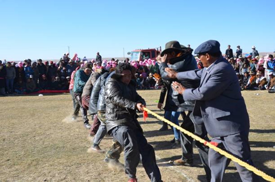 མཚོ་སྔོན་པོའི་རྟ་རྒྱུག་དུས་ཆེན་སྐབས་བཞི་བ་སྤེལ་བ།