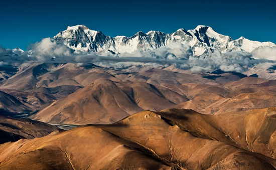 དངོས་བྲིས་གློག་བརྙན༼སྣེ་གསུམ་པ༽ཞེས་པ་ལྷ་ས་རུ་ཕབ་བསྐྲུན་བྱེད་འགོ་ཚུགས།