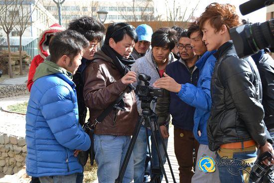 སྦྲ་ནག་རིག་གནས་སྒྱུ་རྩལ་ཚོགས་པའི་གློག་བརྙན་ཟབ་སྦྱོང་འཛིན་གྲྭ